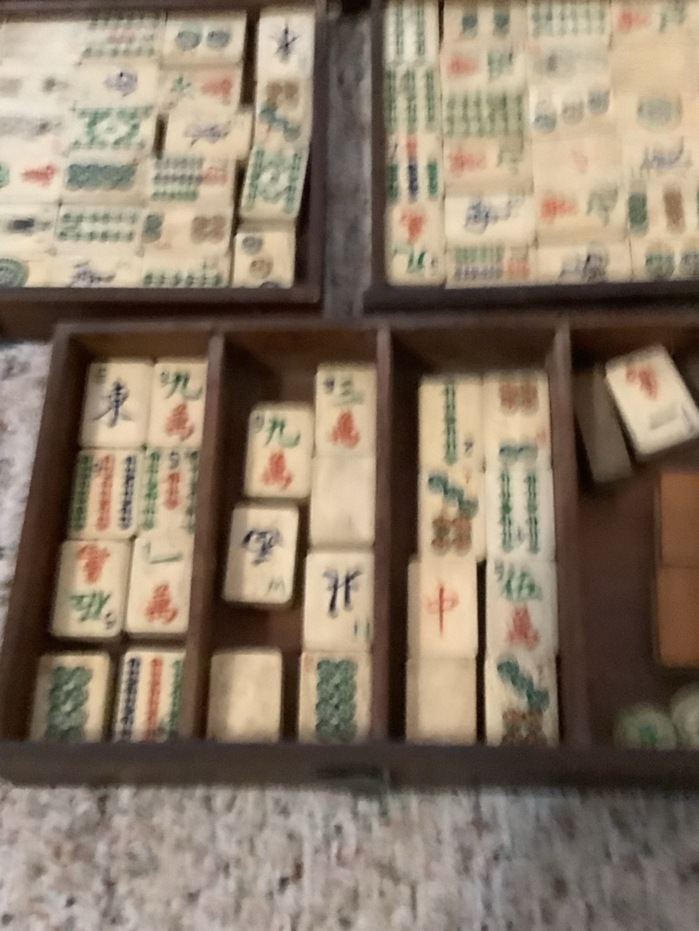 Traditional Wooden Mahjong Set in Brown – Complete Collection - Picture 7 of 16